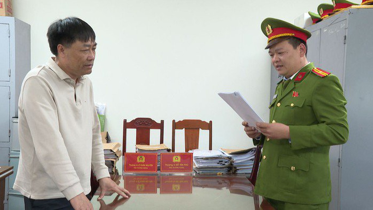 Vợ chồng Chủ tịch Tập đoàn Cường Minh cùng Kế toán trưởng bị khởi tố vì trốn thuế hơn 1,2 tỷ đồng- Ảnh 1. Vợ chồng Chủ tịch Tập đoàn Cường Minh cùng Kế toán trưởng bị khởi tố vì trốn thuế hơn 1,2 tỷ đồng- Ảnh 1.