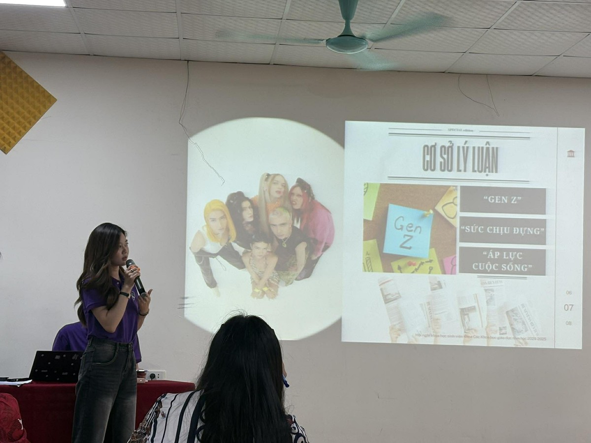 Giải pháp để Gen Z không bị "đuối sức" trước áp lực cuộc sống- Ảnh 1. Giải pháp để Gen Z không bị "đuối sức" trước áp lực cuộc sống- Ảnh 1.