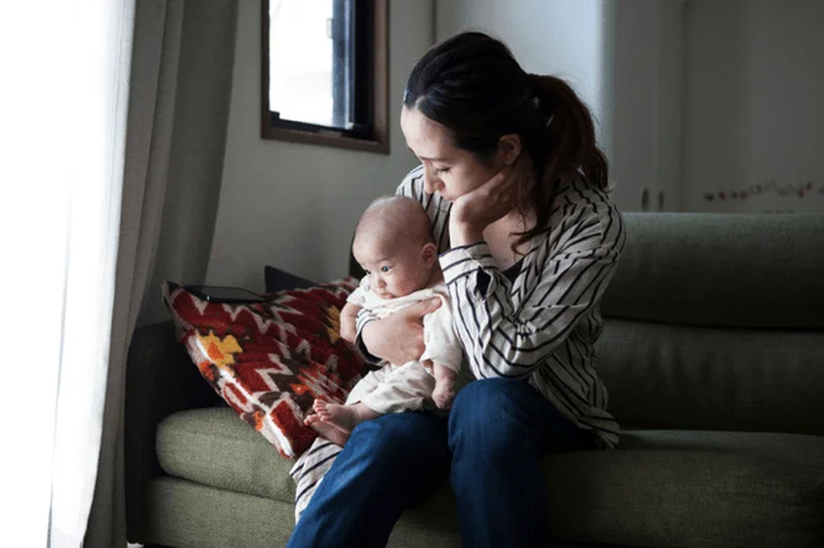 Dù có chồng, tôi vẫn phải sống cuộc đời "góa phụ"- Ảnh 1.