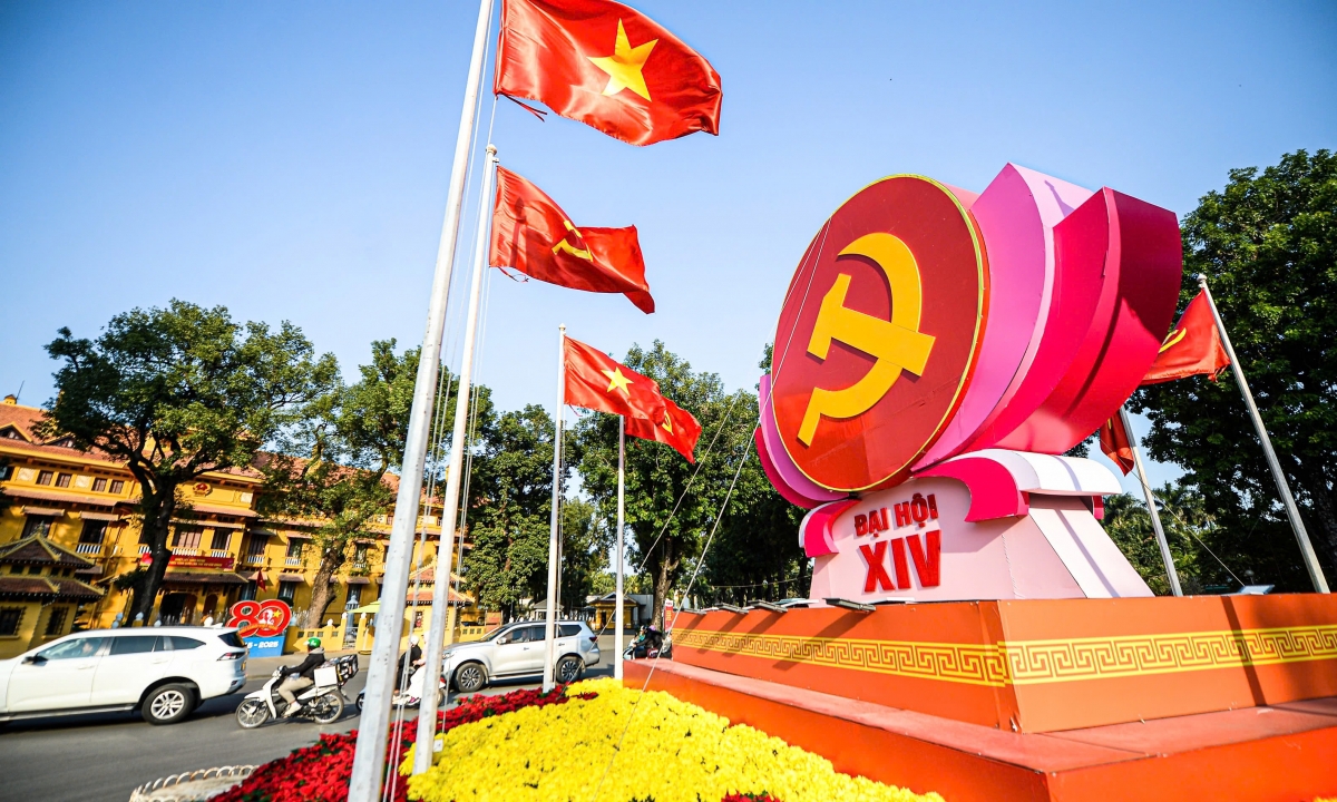 Vai trò của Đảng ủy Mặt trận Tổ quốc, các đoàn thể Trung ương trong tăng cường và củng cố lòng dân trong tình hình mới- Ảnh 1.