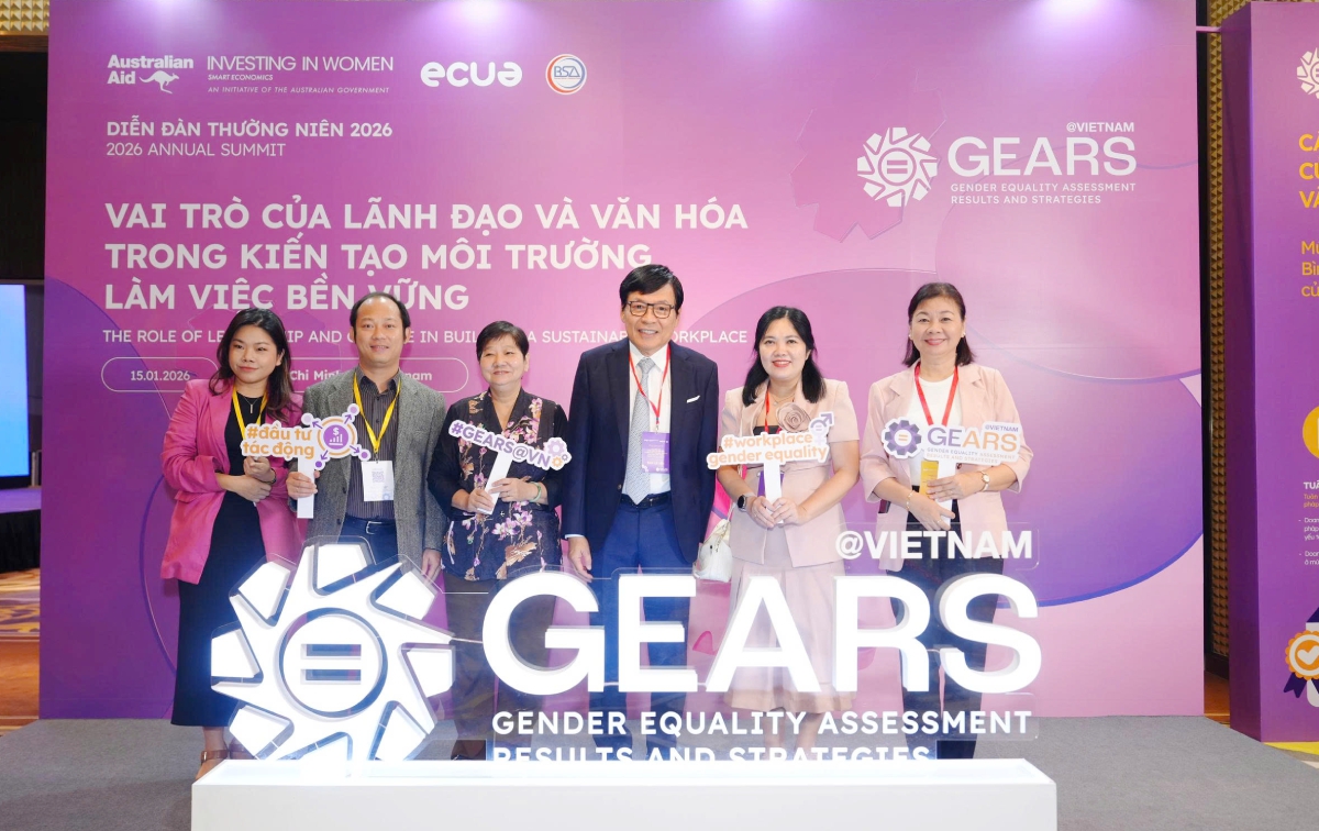 Những rào cản vô hình nào làm hạn chế bình đẳng giới tại nơi làm việc?- Ảnh 2.