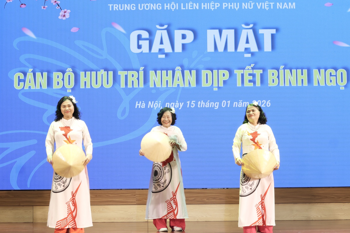 Trung ương Hội LHPN Việt Nam gặp mặt cán bộ hưu trí phía Bắc nhân dịp Tết Bính Ngọ 2026- Ảnh 12.