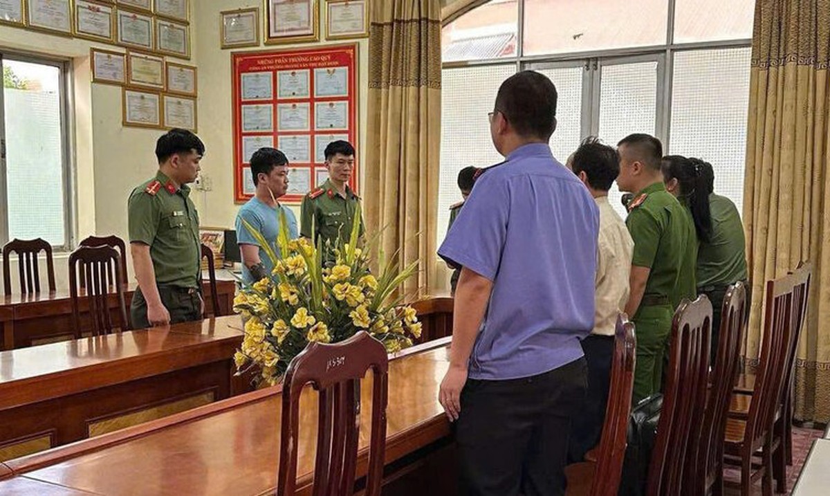 Công an tỉnh Lạng Sơn thông tin vụ truy tố TikToker Lê Việt Hùng- Ảnh 2. Công an tỉnh Lạng Sơn thông tin vụ truy tố TikToker Lê Việt Hùng- Ảnh 2.