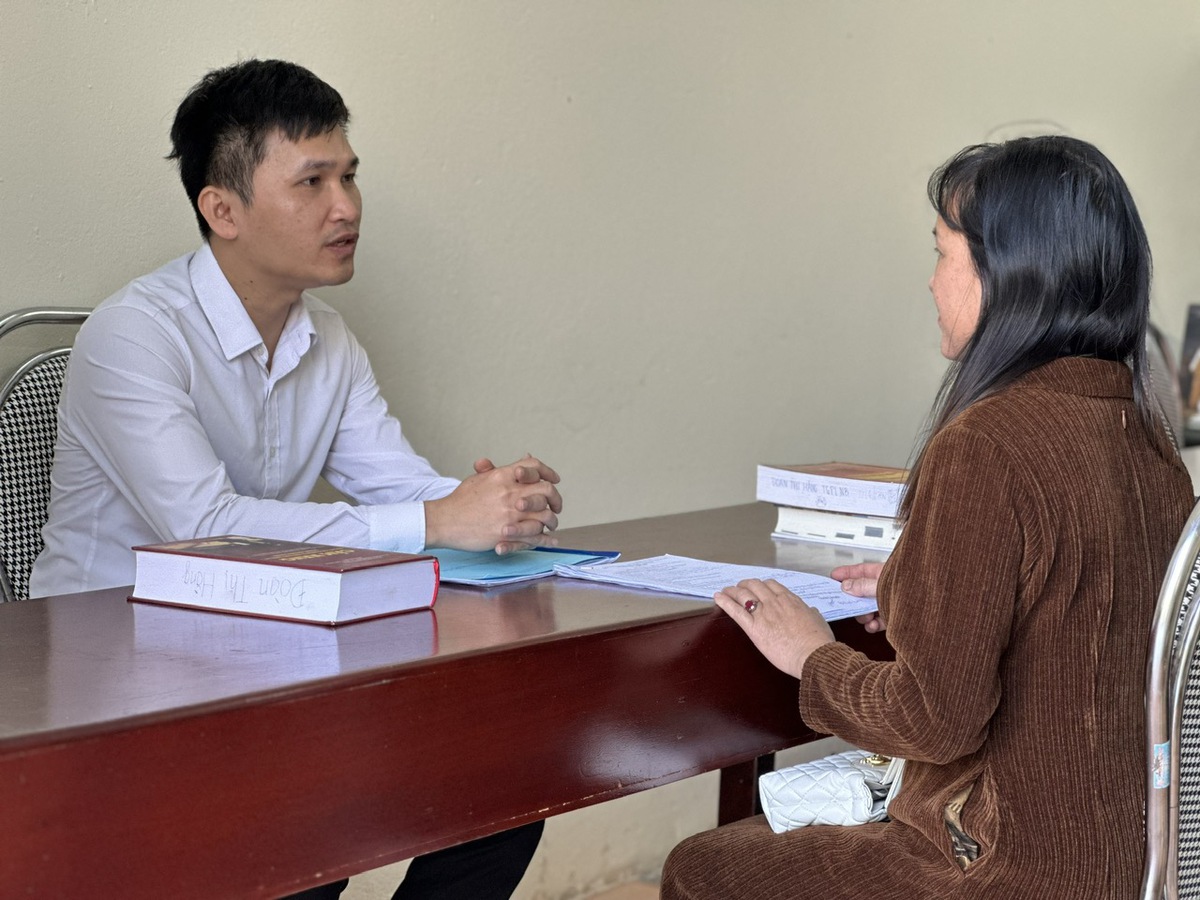 Vì sao phụ nữ vẫn đứng ngoài các điểm tựa pháp lý?- Ảnh 2.