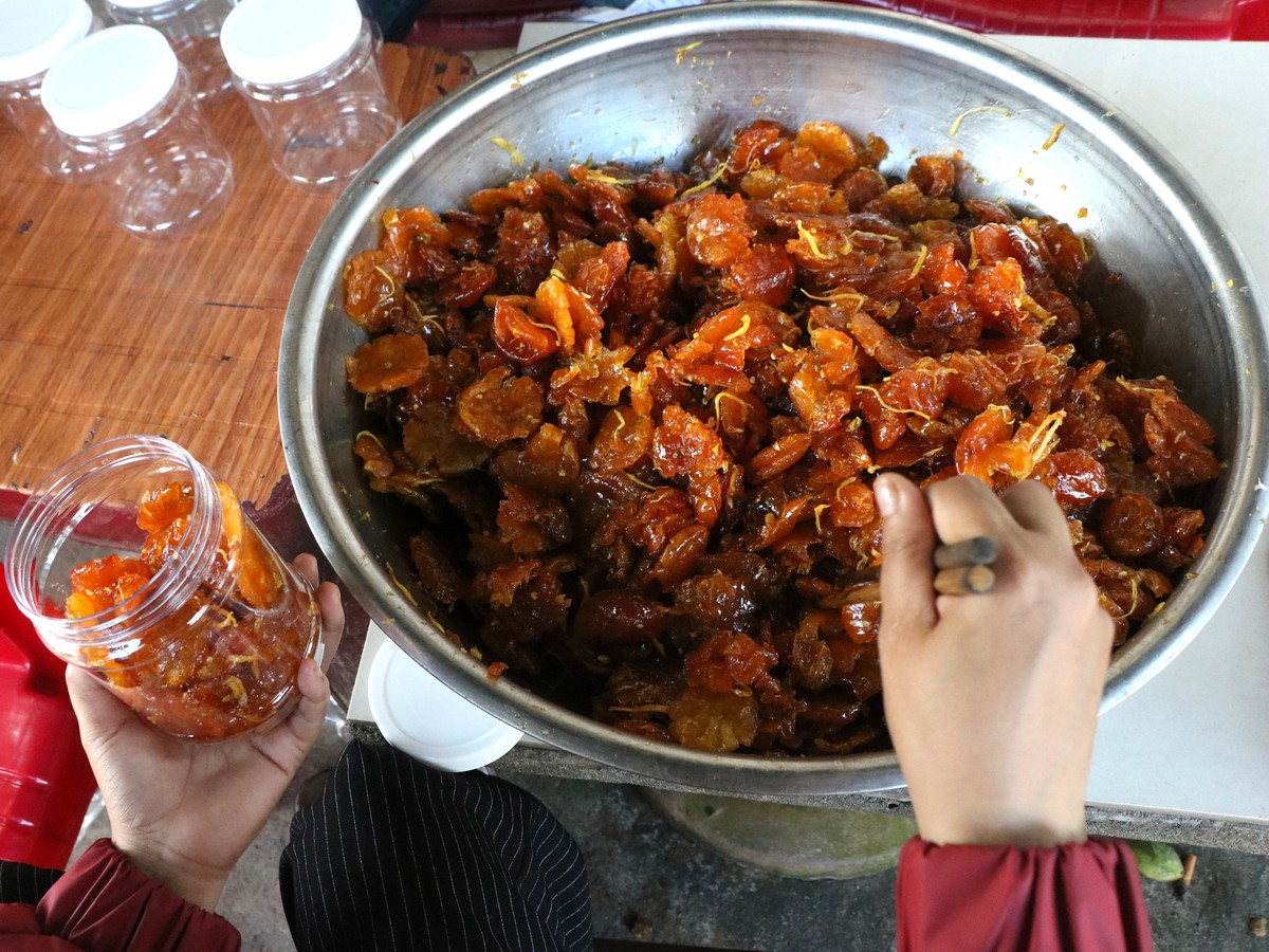 Những phụ nữ giữ nhịp Tết ở "thủ phủ quất lớn nhất miền Trung"- Ảnh 8.