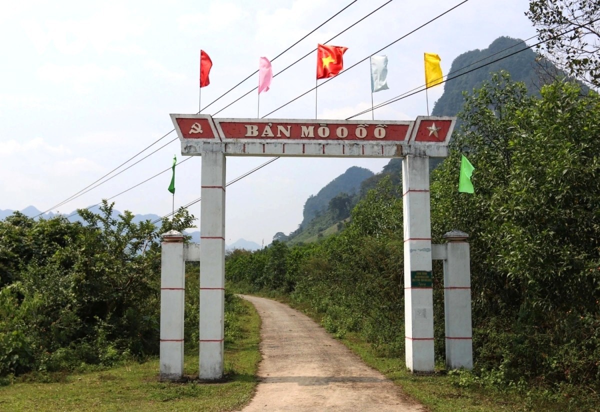 Cuộc sống của đồng bào Rục "sang trang" nhờ ơn Đảng- Ảnh 1. Cuộc sống của đồng bào Rục "sang trang" nhờ ơn Đảng- Ảnh 1.