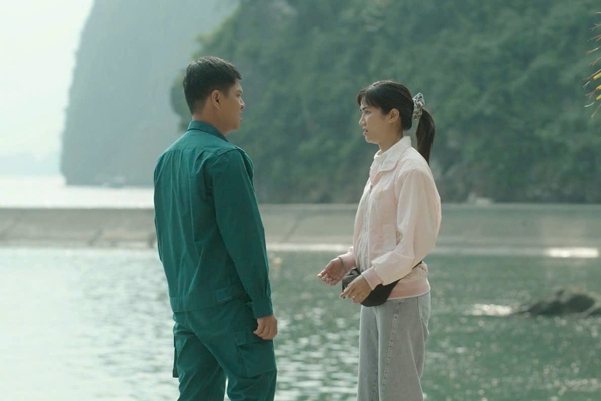 Anh Đào ngại ngùng khi diễn cảnh tình cảm với Tô Dũng- Ảnh 1. Anh Đào ngại ngùng khi diễn cảnh tình cảm với Tô Dũng- Ảnh 1.