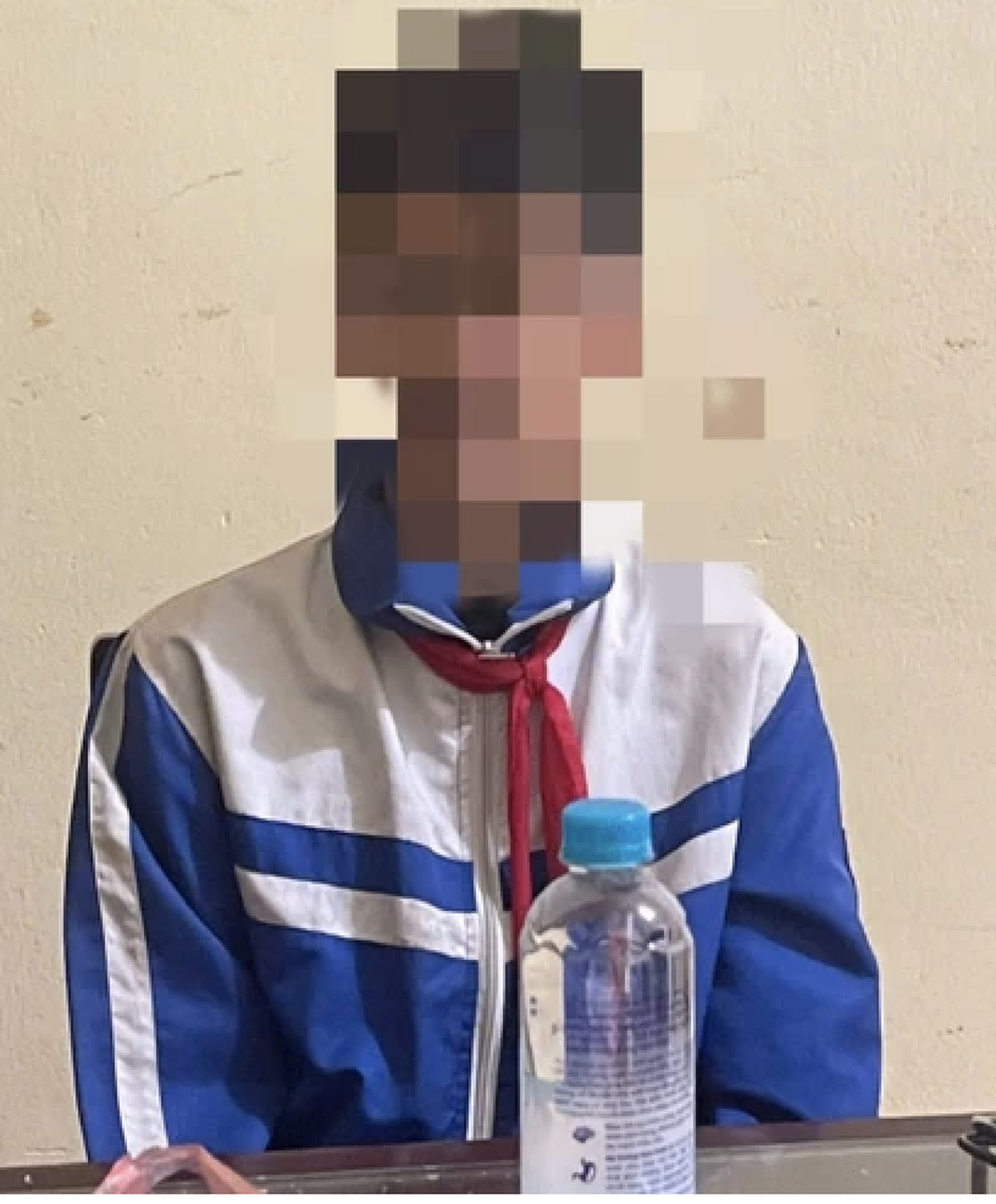 Trẻ vị thành niên trên mạng xã hội: Bài 1 - Ranh giới mong manh giữa "nghịch dại" và phạm pháp- Ảnh 1.