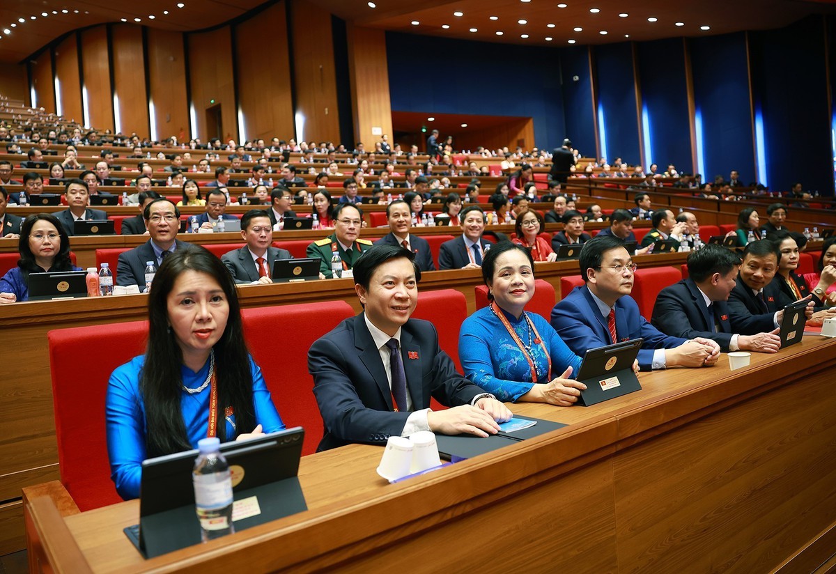 Hình ảnh các nữ đại biểu tại ngày làm việc thứ 3 của Đại hội Đảng XIV- Ảnh 6.