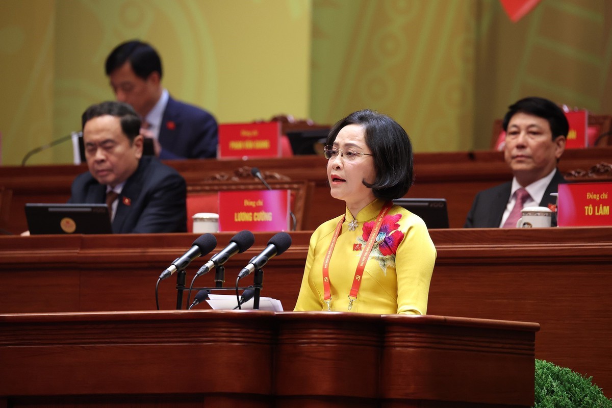 Hình ảnh các nữ đại biểu tại ngày làm việc thứ 3 của Đại hội Đảng XIV- Ảnh 7.