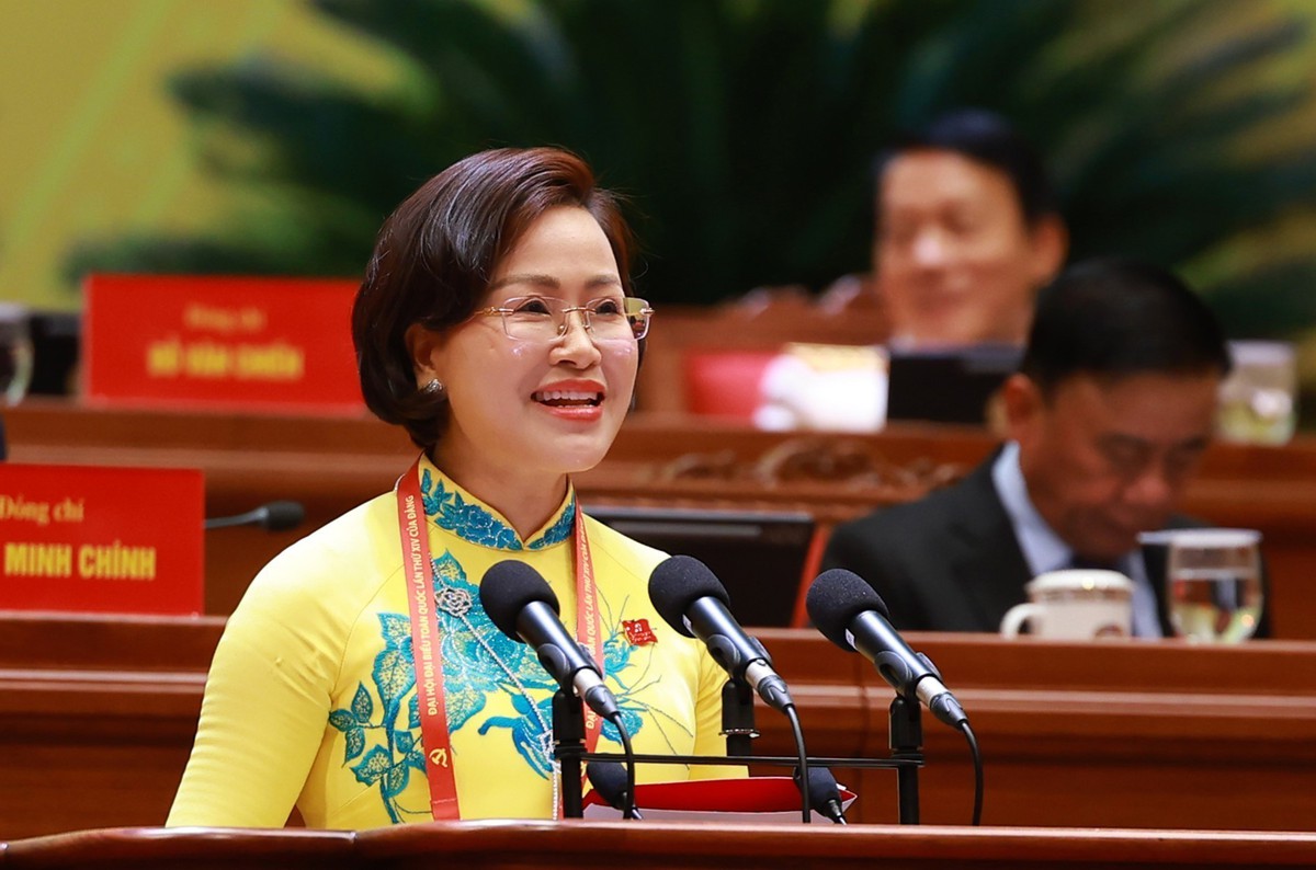 Hình ảnh các nữ đại biểu tại ngày làm việc thứ 3 của Đại hội Đảng XIV- Ảnh 11.