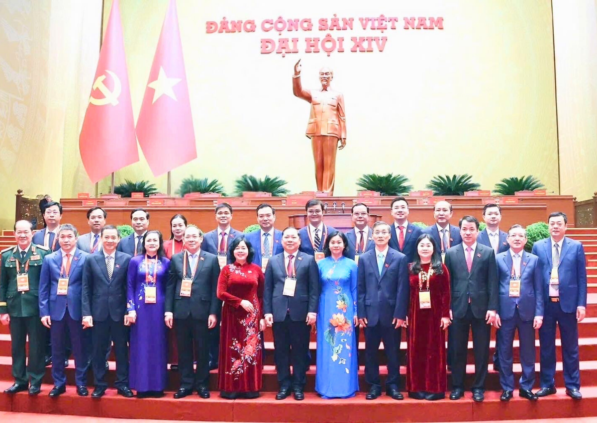 Hình ảnh các nữ đại biểu tại ngày làm việc thứ 3 của Đại hội Đảng XIV- Ảnh 15.