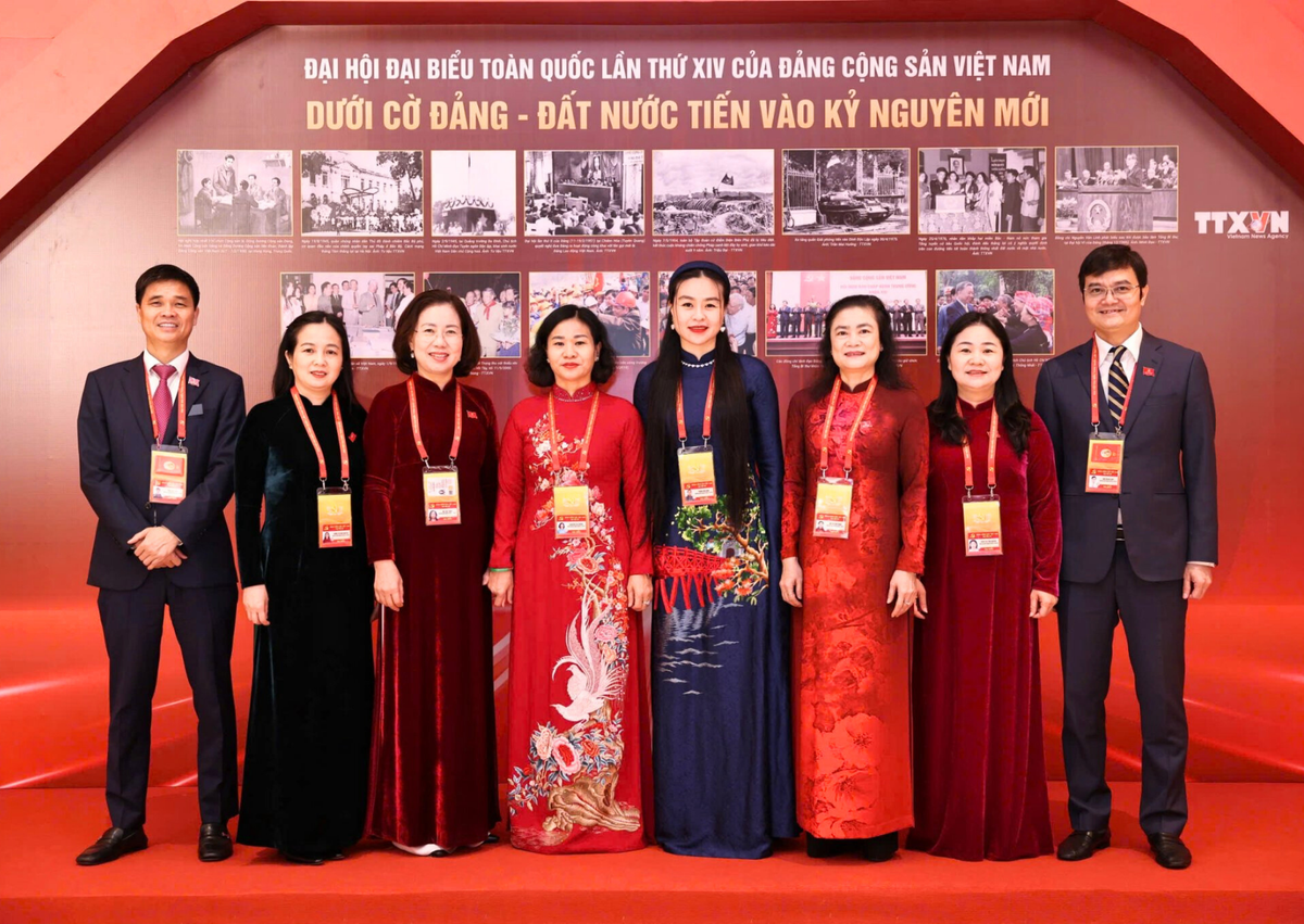 Hình ảnh các nữ đại biểu tại ngày làm việc thứ 3 của Đại hội Đảng XIV- Ảnh 16.