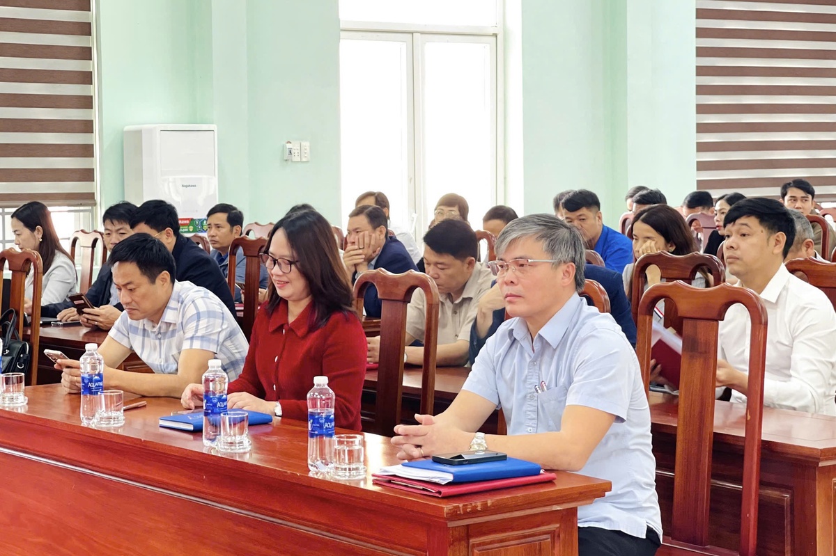 Ủy ban MTTQ Việt Nam tỉnh Quảng Trị đẩy mạnh tuyên truyền pháp luật về bầu cử- Ảnh 1.