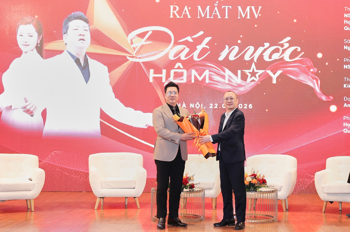 NSND Quốc Hưng và nhạc sĩ Nguyễn Thành Trung