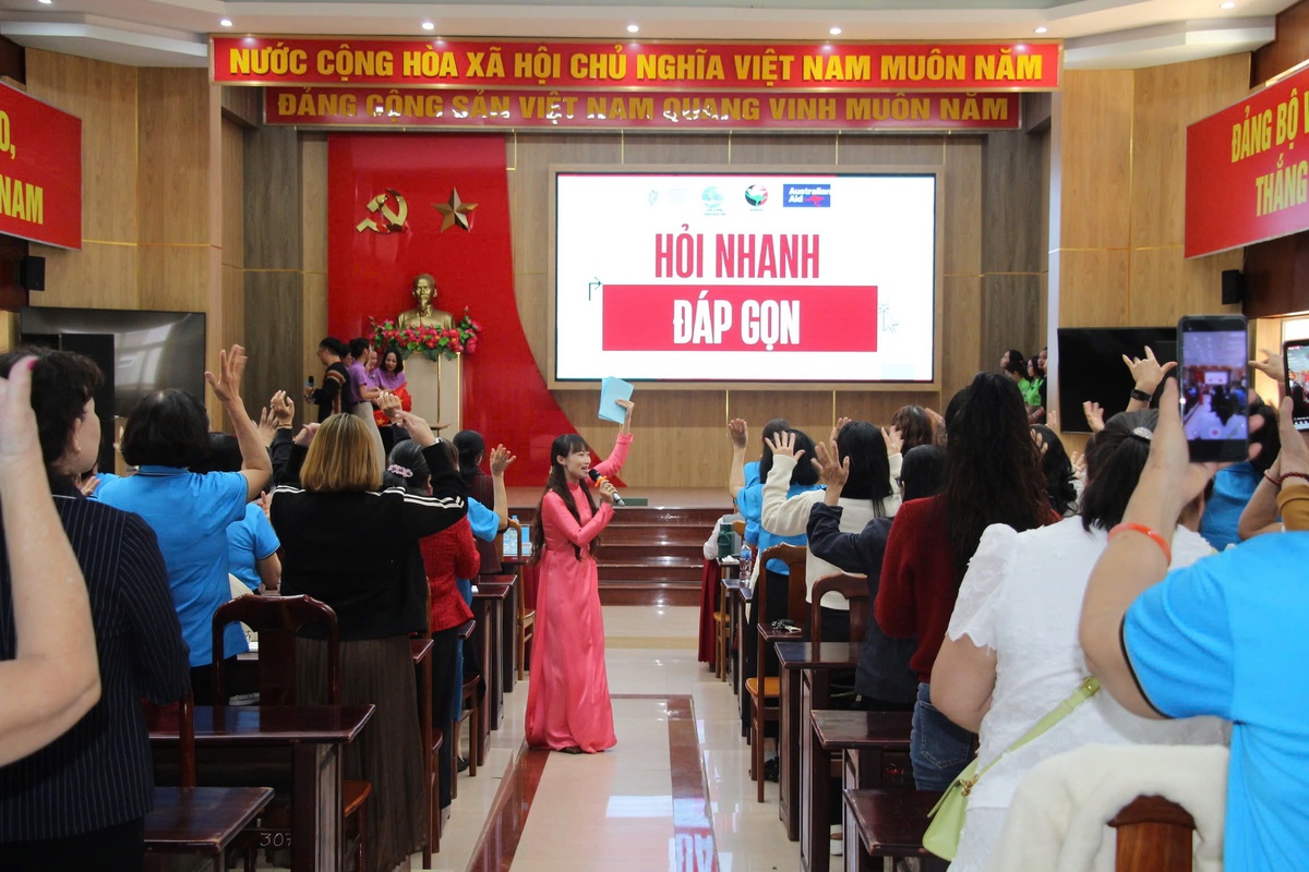 Đắk Lắk: Nâng cao nhận thức về vai trò của nữ đại biểu dân cử trong phát triển kinh tế - xã hội địa phương- Ảnh 5.