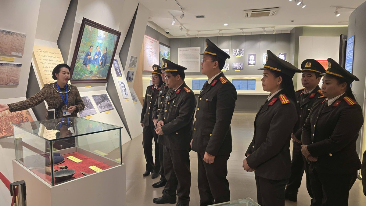 Phụ nữ lực lượng vũ trang Cao Bằng: Nhiều hoạt động ý nghĩa kỷ niệm 85 năm Ngày Bác Hồ về nước- Ảnh 5.