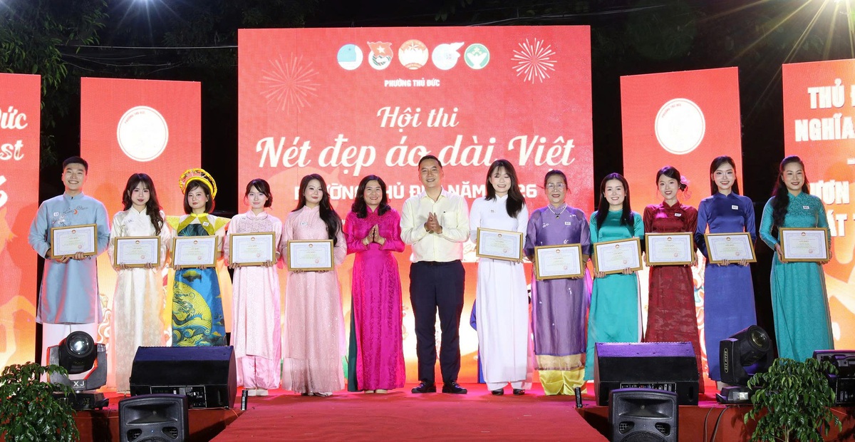 TPHCM: Ấn tượng Hội thi “Nét đẹp áo dài Việt Nam” phường Thủ Đức- Ảnh 1.