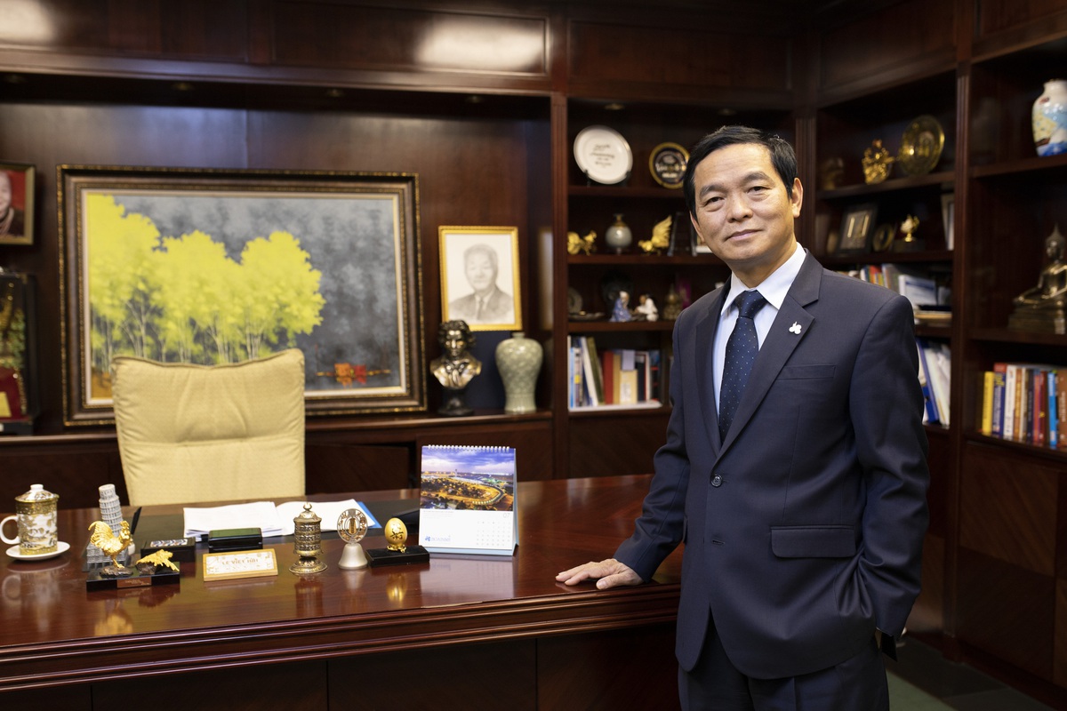 Chủ tịch Tập đoàn Hòa Bình: Thị trường bất động sản khởi sắc, ngành xây dựng chịu áp lực kép- Ảnh 2.