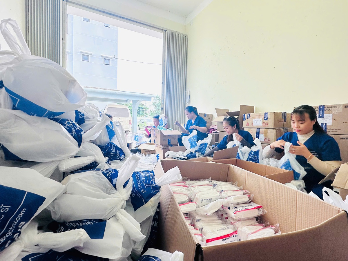 Long Châu tri ân đội ngũ chuyên viên y tế sau 1 năm tận tâm, cật lực phục vụ khách hàng- Ảnh 3.