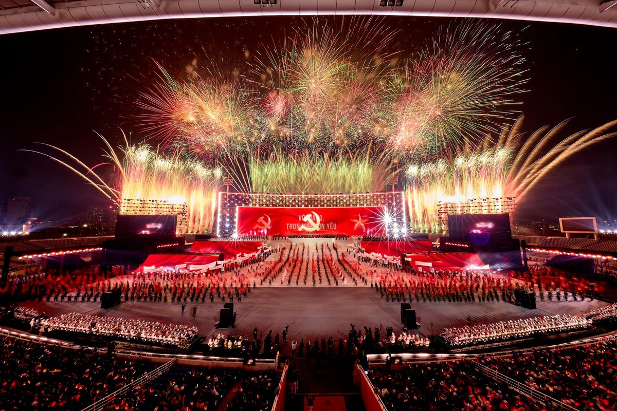 Điều gì khiến “siêu concert pháo hoa quốc gia” do Sun Group tài trợ thành công rực rỡ?- Ảnh 1.