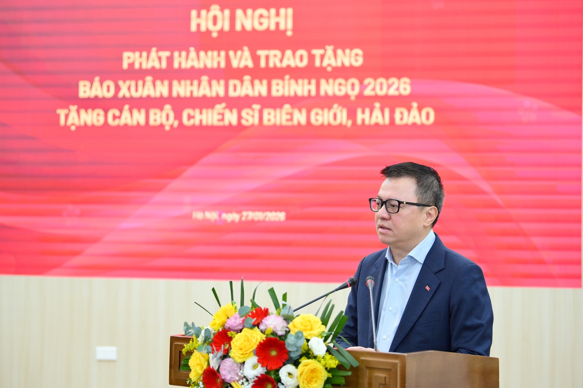 Nhà báo Lê Quốc Minh phát biểu tại Hội nghị Nhà báo Lê Quốc Minh phát biểu tại Hội nghị