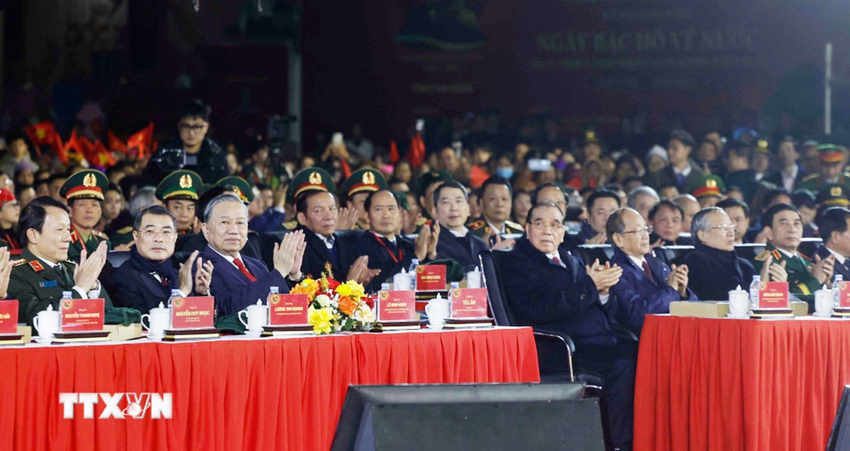 Tổng Bí thư Tô Lâm dự Chương trình cầu truyền hình "Hai tay xây dựng một sơn hà”- Ảnh 1.