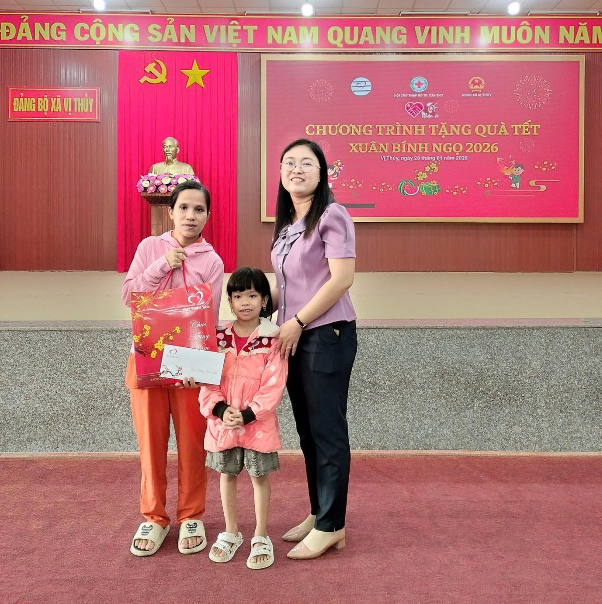 Hội LHPN Cần Thơ: Sôi nổi các hoạt động an sinh xã hội dịp Tết Bính Ngọ 2026- Ảnh 4.