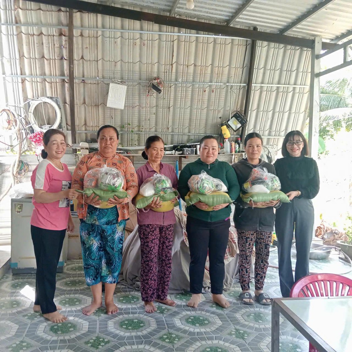 Hội LHPN Cần Thơ: Sôi nổi các hoạt động an sinh xã hội dịp Tết Bính Ngọ 2026- Ảnh 5.