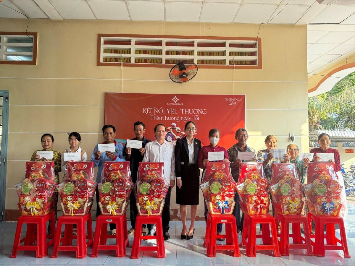 Hội LHPN Cần Thơ: Sôi nổi các hoạt động an sinh xã hội dịp Tết Bính Ngọ 2026- Ảnh 6.