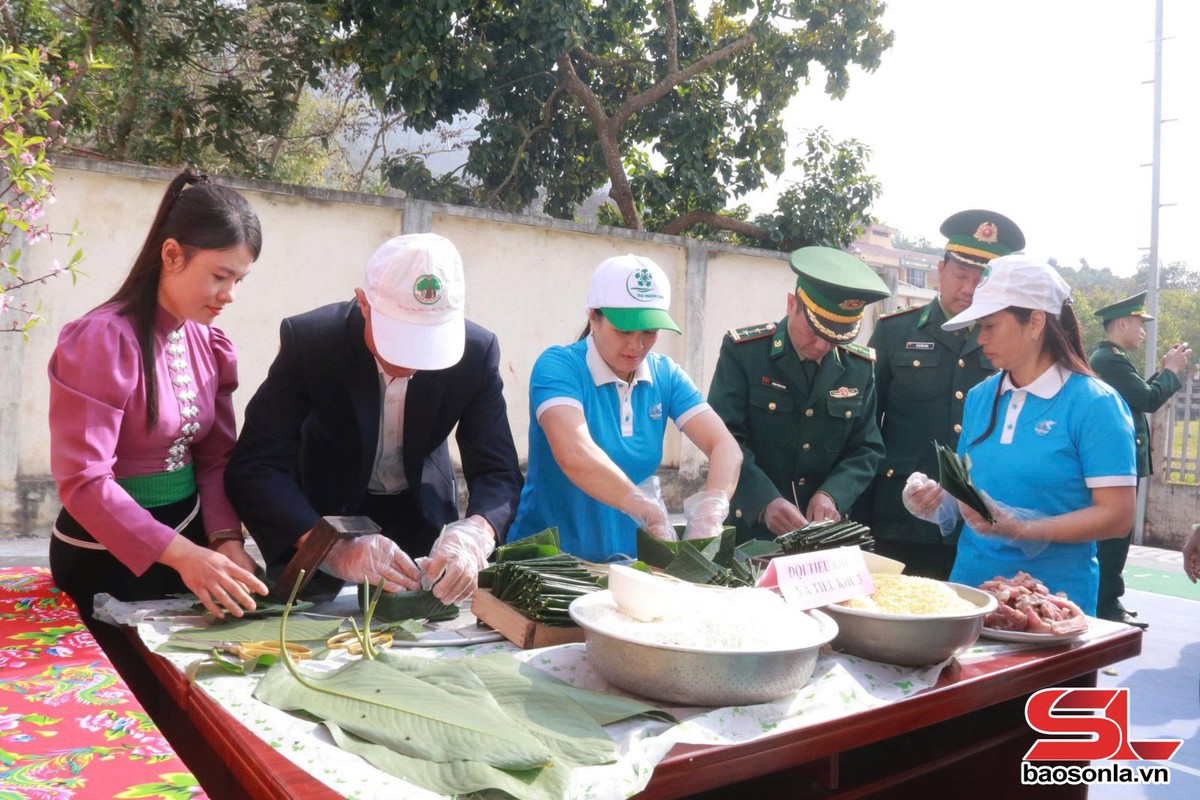 Hội LHPN tỉnh Sơn La mang Tết ấm về với phụ nữ biên cương Chiềng Sơn- Ảnh 10.