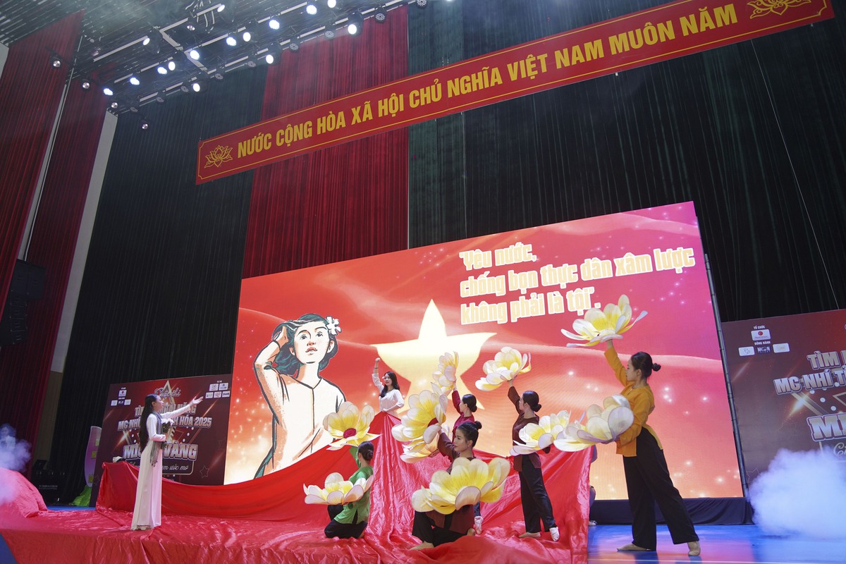 Cuộc thi MC Nhí - Micro Vàng 2025: Ocean Edu đồng hành thắp sáng tiềm năng thế hệ trẻ- Ảnh 1. Cuộc thi MC Nhí - Micro Vàng 2025: Ocean Edu đồng hành thắp sáng tiềm năng thế hệ trẻ- Ảnh 1.