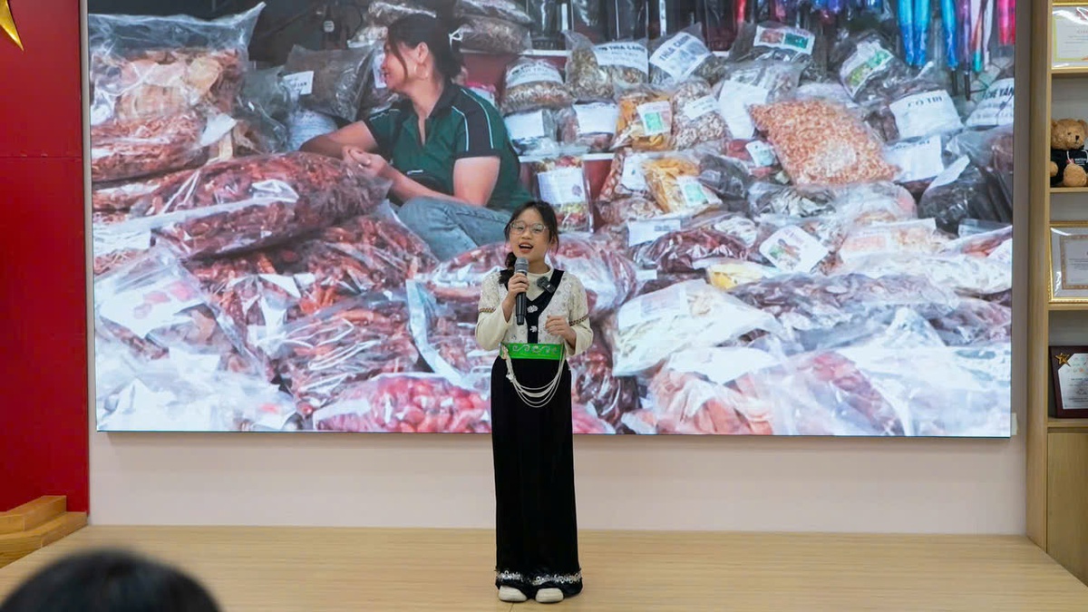 Á quân "MC Nhí - Micro Vàng": Tự tin từ những điều giản dị- Ảnh 1.