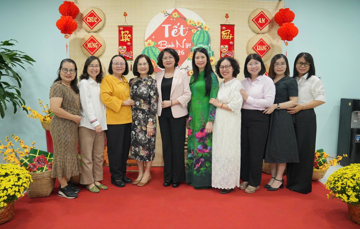 Trung ương Hội LHPN Việt Nam gặp mặt cán bộ hưu trí phía Nam nhân dịp Tết Bính Ngọ 2026- Ảnh 5.