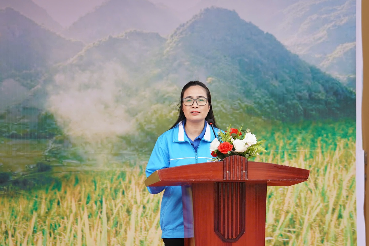 Xuân yêu thương đến với trẻ em vùng cao Lạng Sơn, Cao Bằng- Ảnh 1. Xuân yêu thương đến với trẻ em vùng cao Lạng Sơn, Cao Bằng- Ảnh 1.