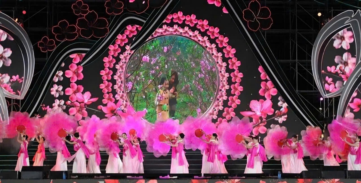 Lễ hội Hoa Đào Xứ Lạng 2026: Điểm hẹn văn hóa - du lịch rực rỡ sắc xuân vùng biên- Ảnh 1.