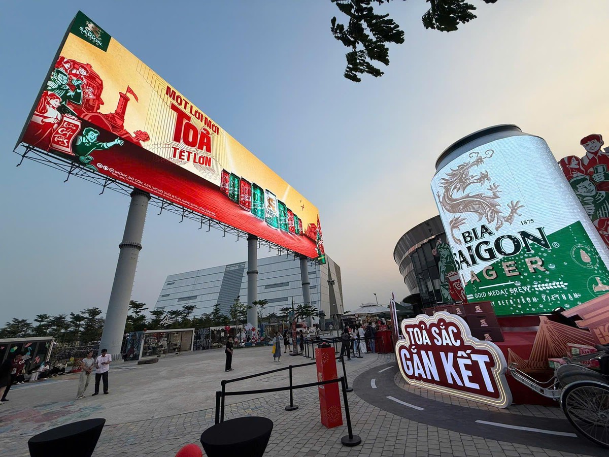 Bia Saigon: Từ dấu ấn “Tỏa sắc Tết Sài Gòn” đến hành trình “Tỏa Tết lớn” khắp Việt Nam- Ảnh 1.