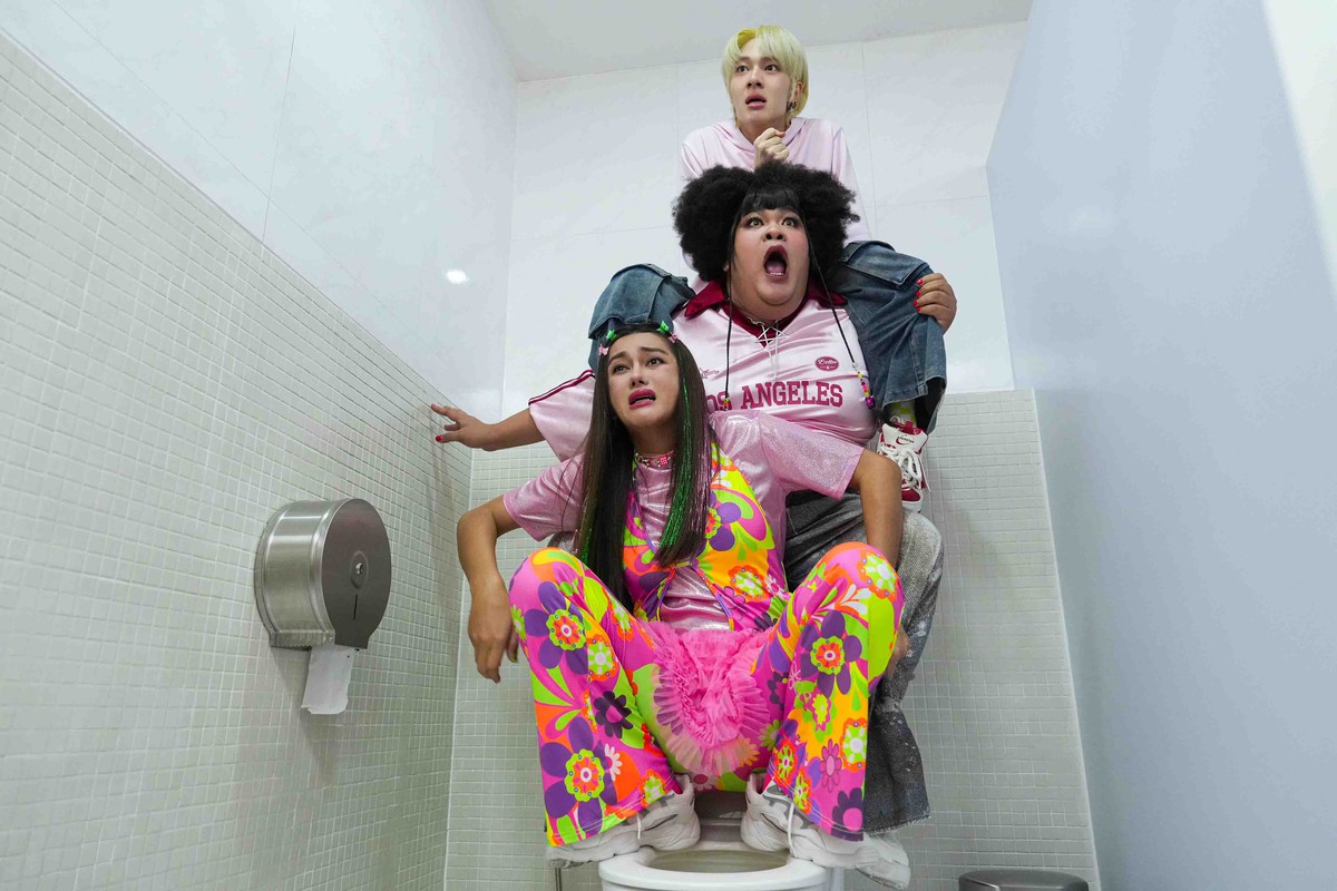 Phim hài "Người đẹp và quái lạ" đổ bộ rạp Việt- Ảnh 1. Phim hài "Người đẹp và quái lạ" đổ bộ rạp Việt- Ảnh 1.