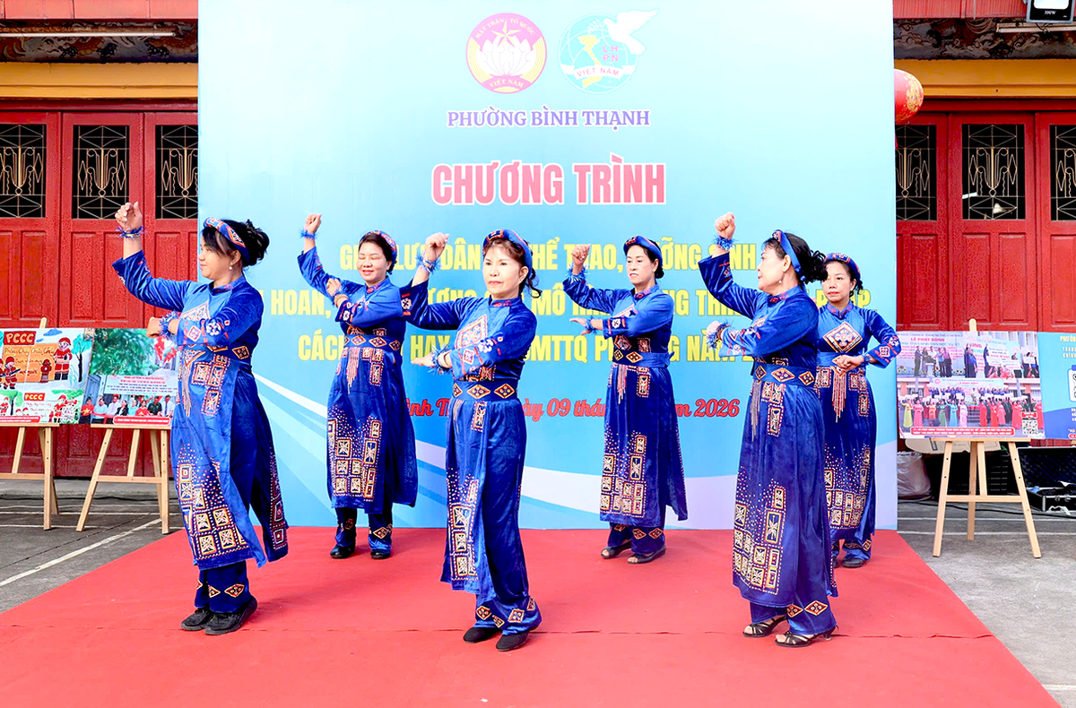 TPHCM: "Tiếp lửa" phong trào phụ nữ Bình Thạnh qua ngày hội dân vũ và triển lãm mô hình sáng tạo- Ảnh 2.