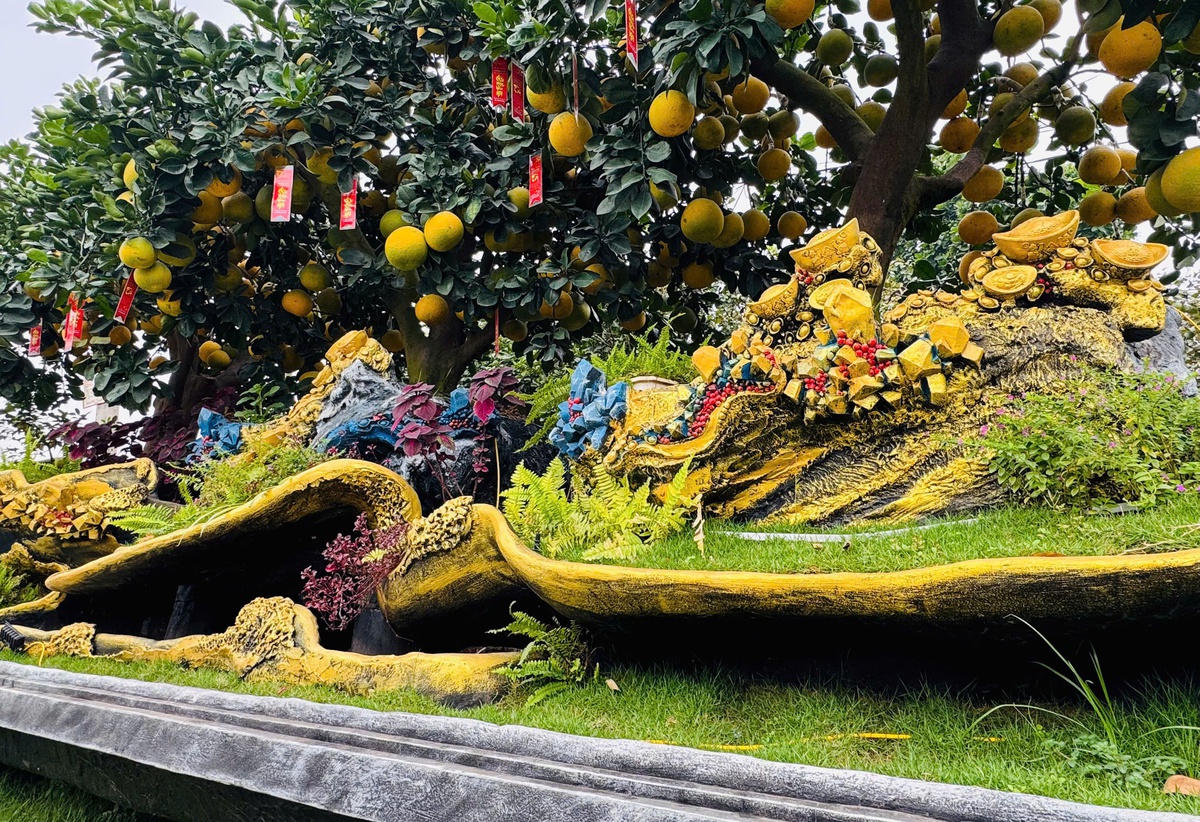 Chiêm ngưỡng loạt cây chơi Tết có giá hàng trăm triệu đồng- Ảnh 8.