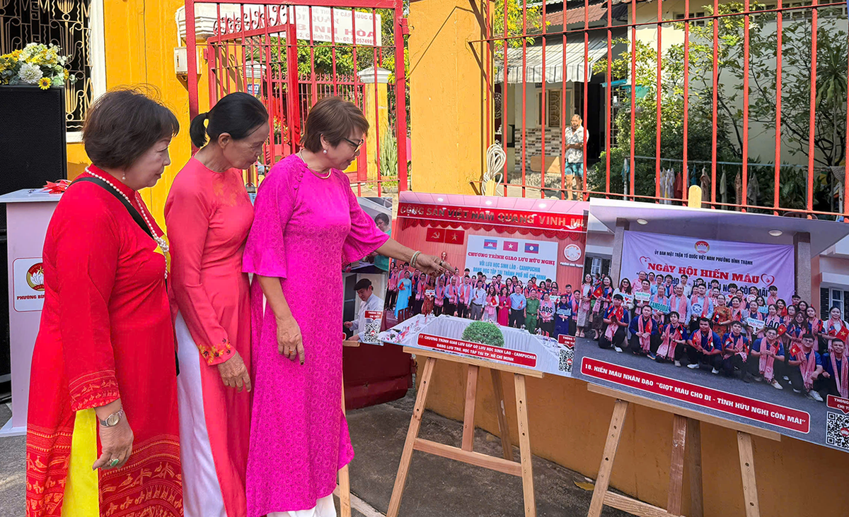 TPHCM: "Tiếp lửa" phong trào phụ nữ Bình Thạnh qua ngày hội dân vũ và triển lãm mô hình sáng tạo- Ảnh 4.