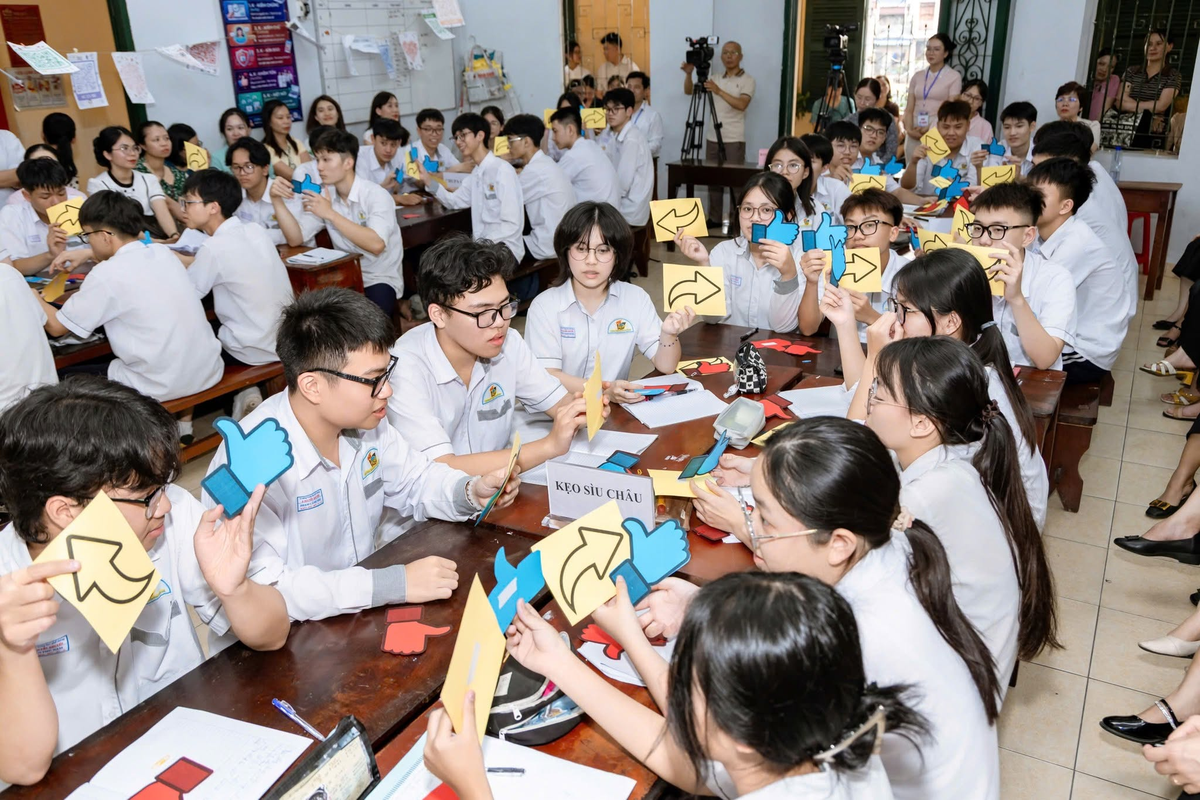 Giữ sạch môi trường học đường trước cạm bẫy thuốc lá điện tử - Ảnh 2.