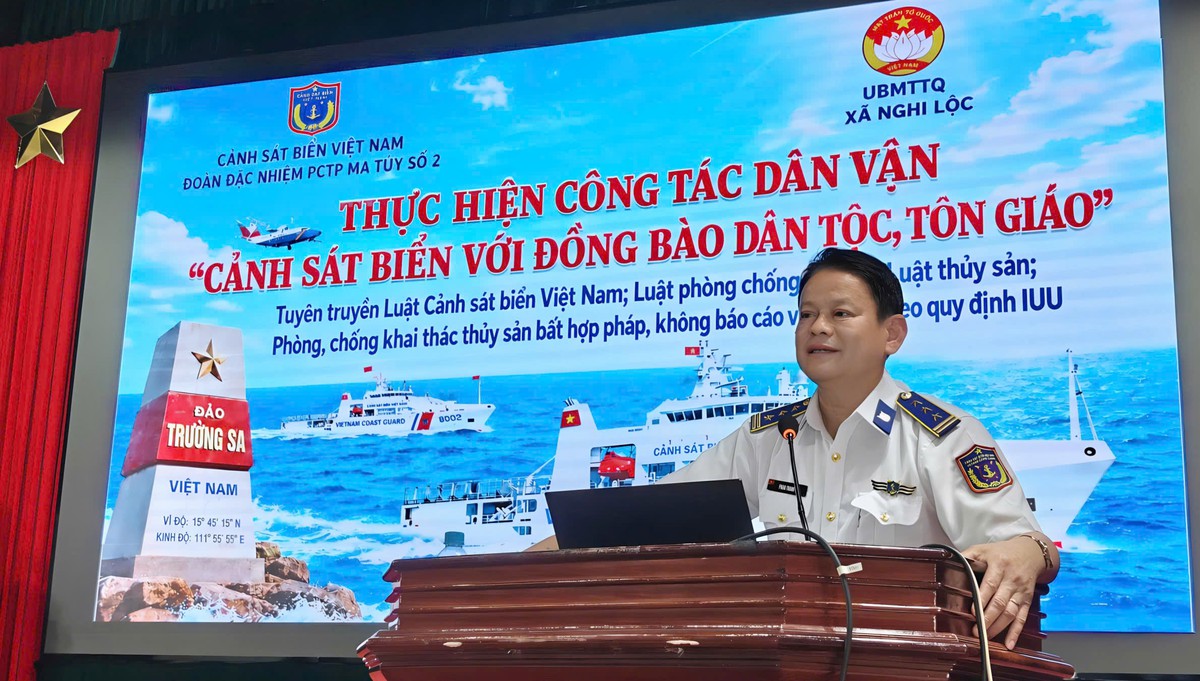 Thắt chặt tình quân dân qua chương trình "Cảnh sát biển với đồng bào dân tộc, tôn giáo" - Ảnh 1.
