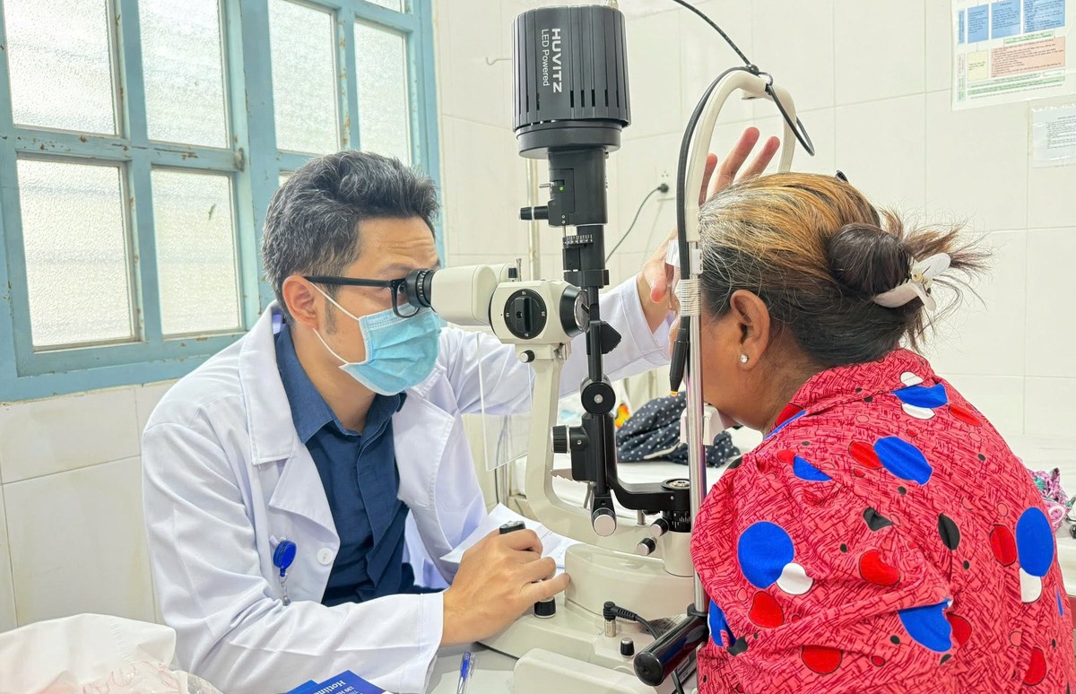 Người cao tuổi và khoảng trống sức khỏe tinh thần- Ảnh 1.