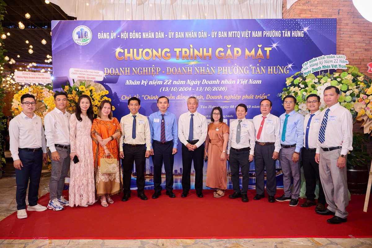Phường Tân Hưng (TPHCM) gặp mặt, vinh danh doanh nghiệp- Ảnh 1.