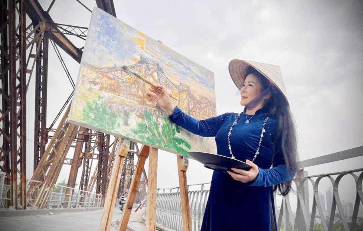 Painter Van Duong Thanh: Painting the Vietnamese soul, bridging culture to the world - Ảnh 2.