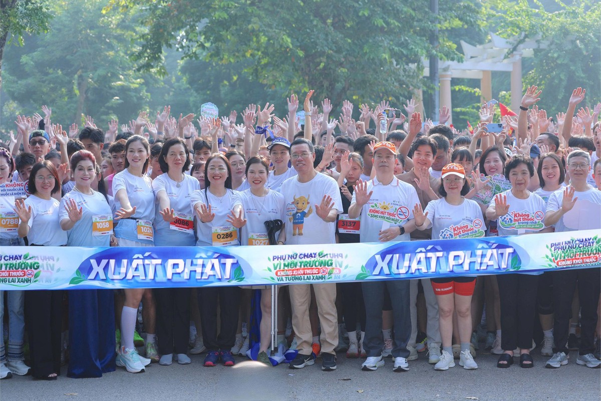 Sinh viên trường Đại học Văn hóa Hà Nội tiếp sức cho những bước chạy vì cộng đồng- Ảnh 1.