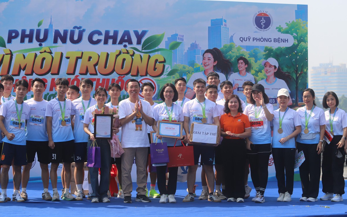 Tuổi trẻ Học viện Cảnh sát nhân dân hào hứng chạy vì môi trường không khói thuốc- Ảnh 7.