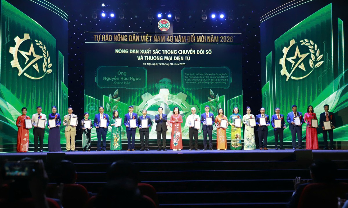 Tôn vinh 96 Nông dân Việt Nam xuất sắc 40 năm Đổi mới- Ảnh 3.