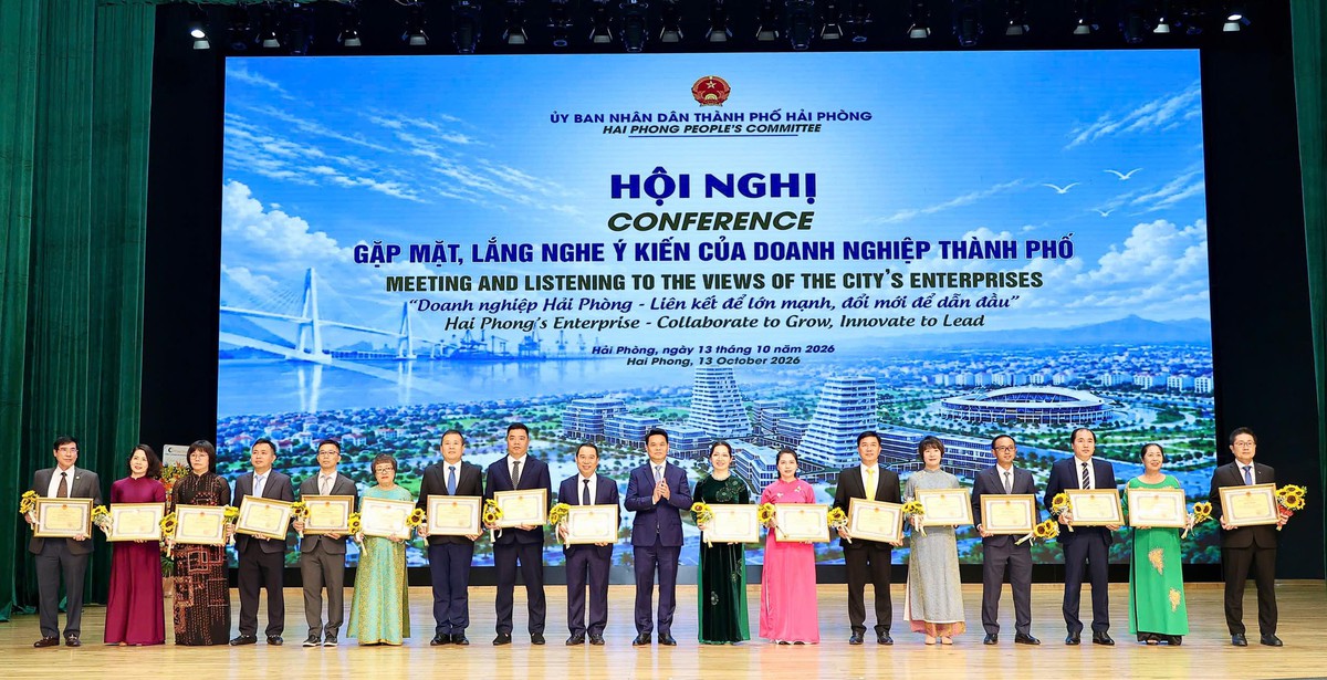 Hải Phòng: Đồng hành cùng doanh nghiệp và nhà đầu tư theo phương châm "Lợi ích hài hòa, rủi ro chia sẻ" - Ảnh 2.